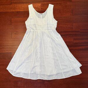 90s Vintage Summer Dress - White Embroidery Fitted Bodice - One size fits most